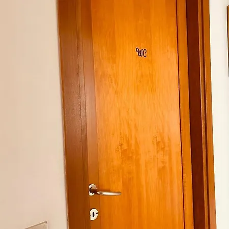 Bed & Breakfast Voce Del Mare - Airport *